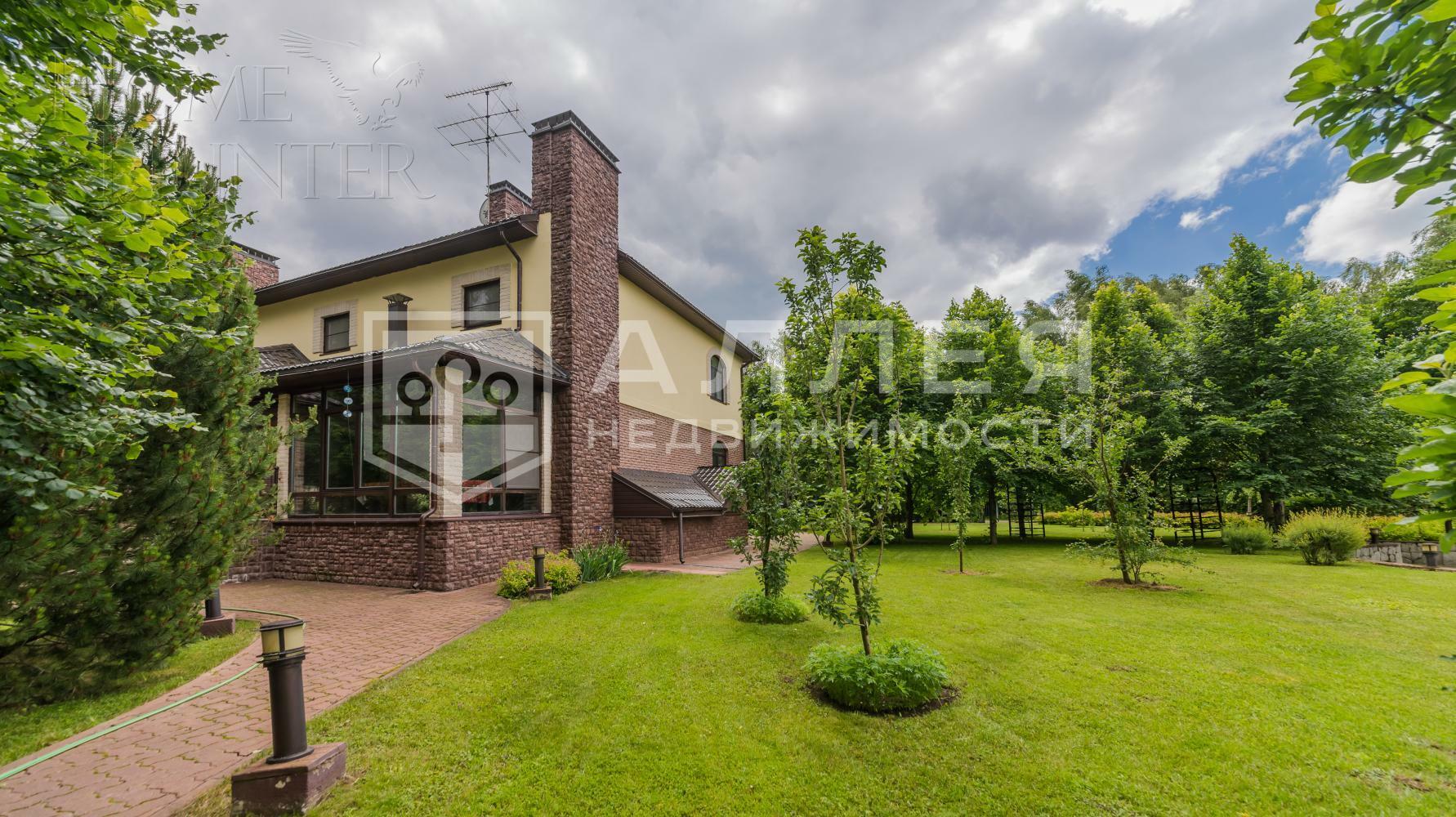 2-этажный коттедж 470 м² с отделкой