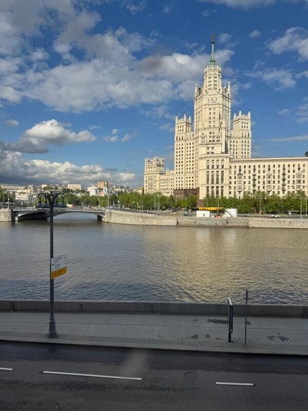 4-КОМН. КВАРТИРА БЕЗ ОТДЕЛКИ 125 М² НА 3 ЭТАЖЕ