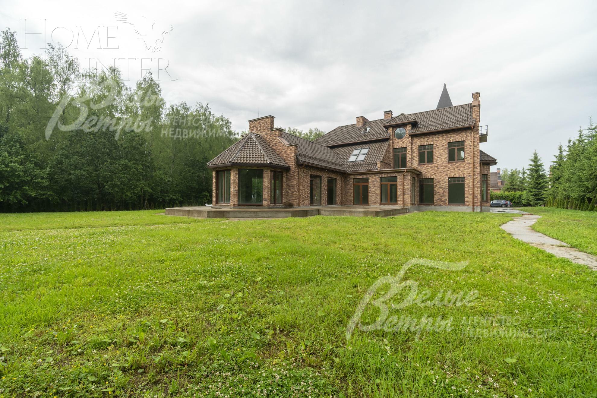 2-этажный коттедж 1 660 м² без отделки