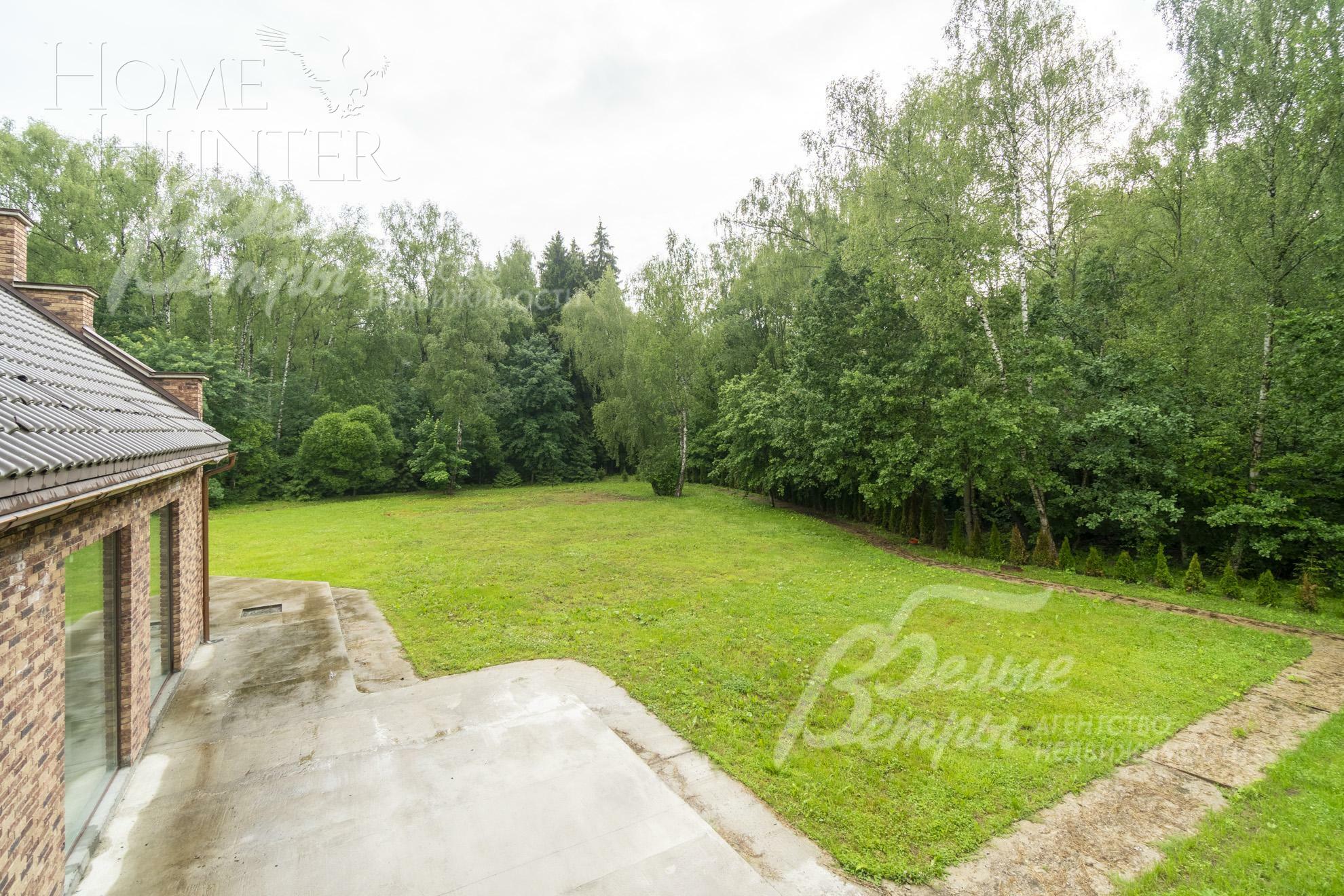 2-этажный коттедж 1 660 м² без отделки