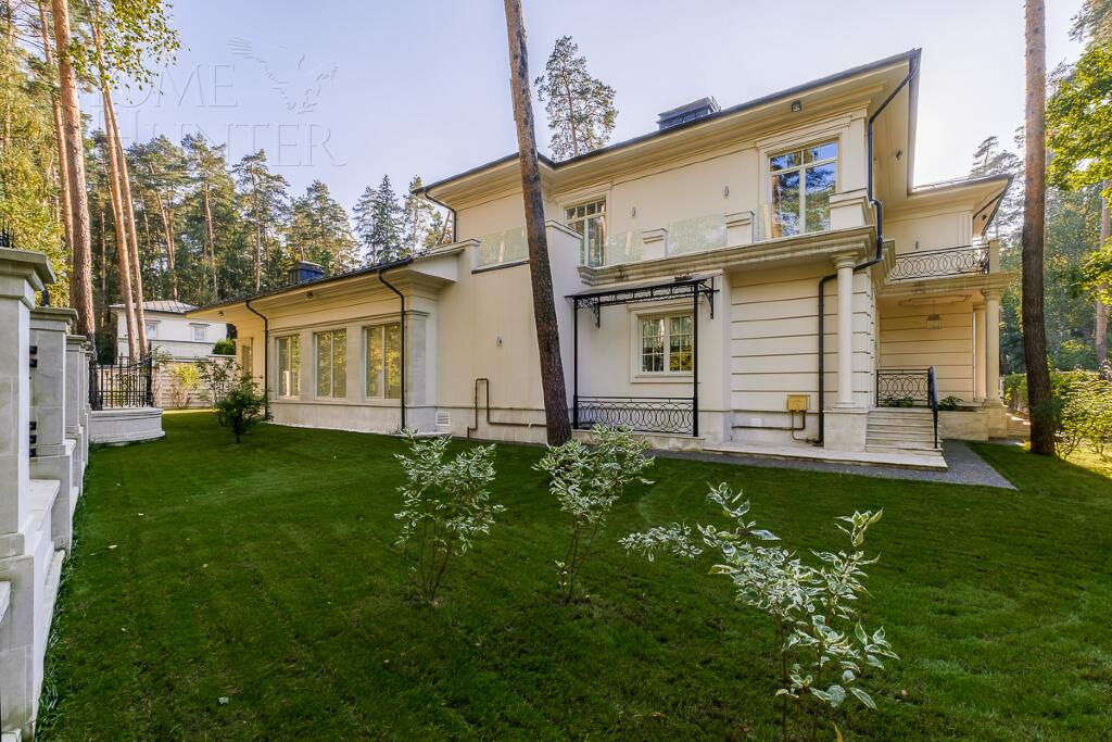 2-этажный коттедж 1 015 м² с отделкой