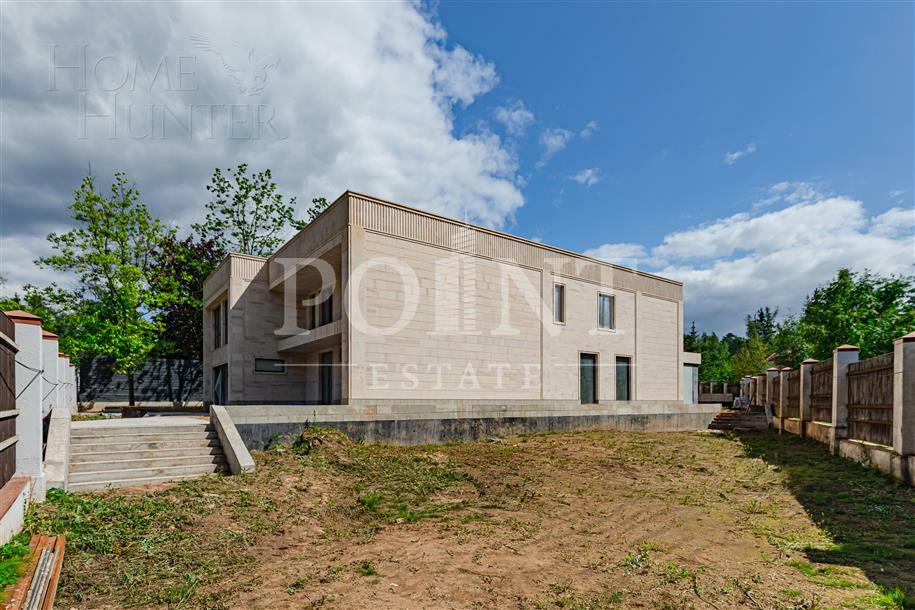 2-этажный коттедж 830 м² без отделки