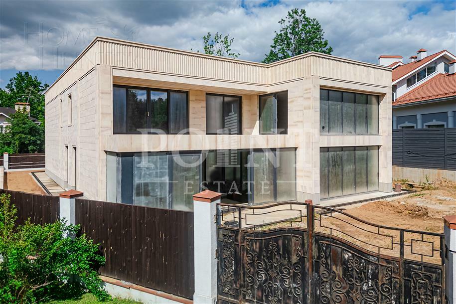 2-этажный коттедж 830 м² без отделки