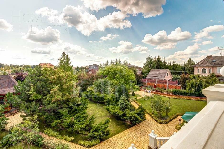 2-этажный коттедж 1 300 м² с отделкой