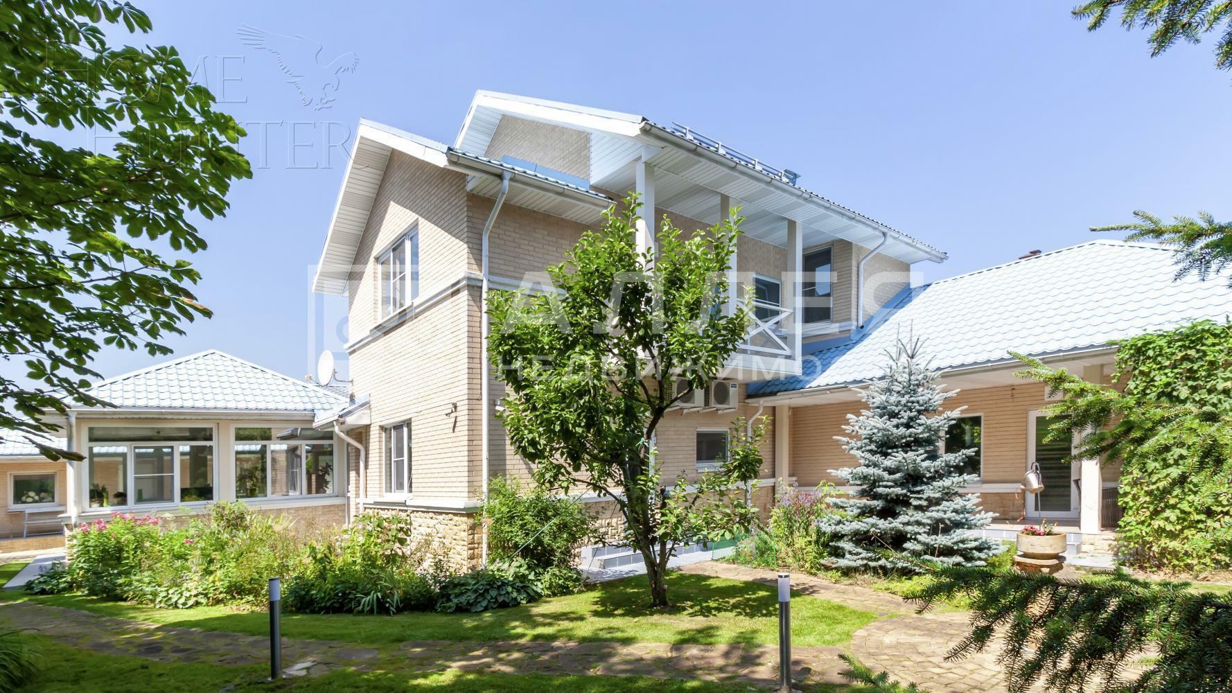 2-этажный коттедж 365 м² с отделкой