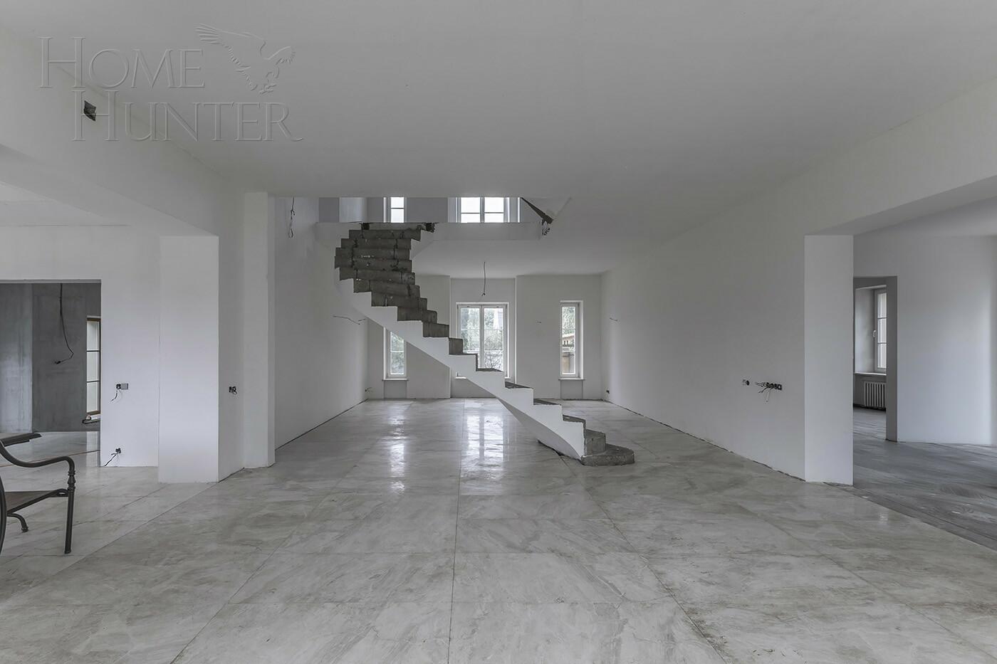 2-этажный коттедж 577.9 м² без отделки