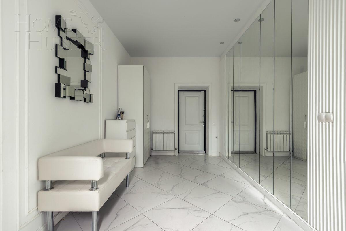 2-этажный коттедж 240 м² с отделкой