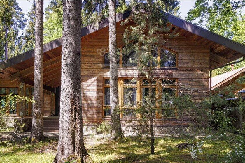 2-этажный коттедж 750 м² с отделкой