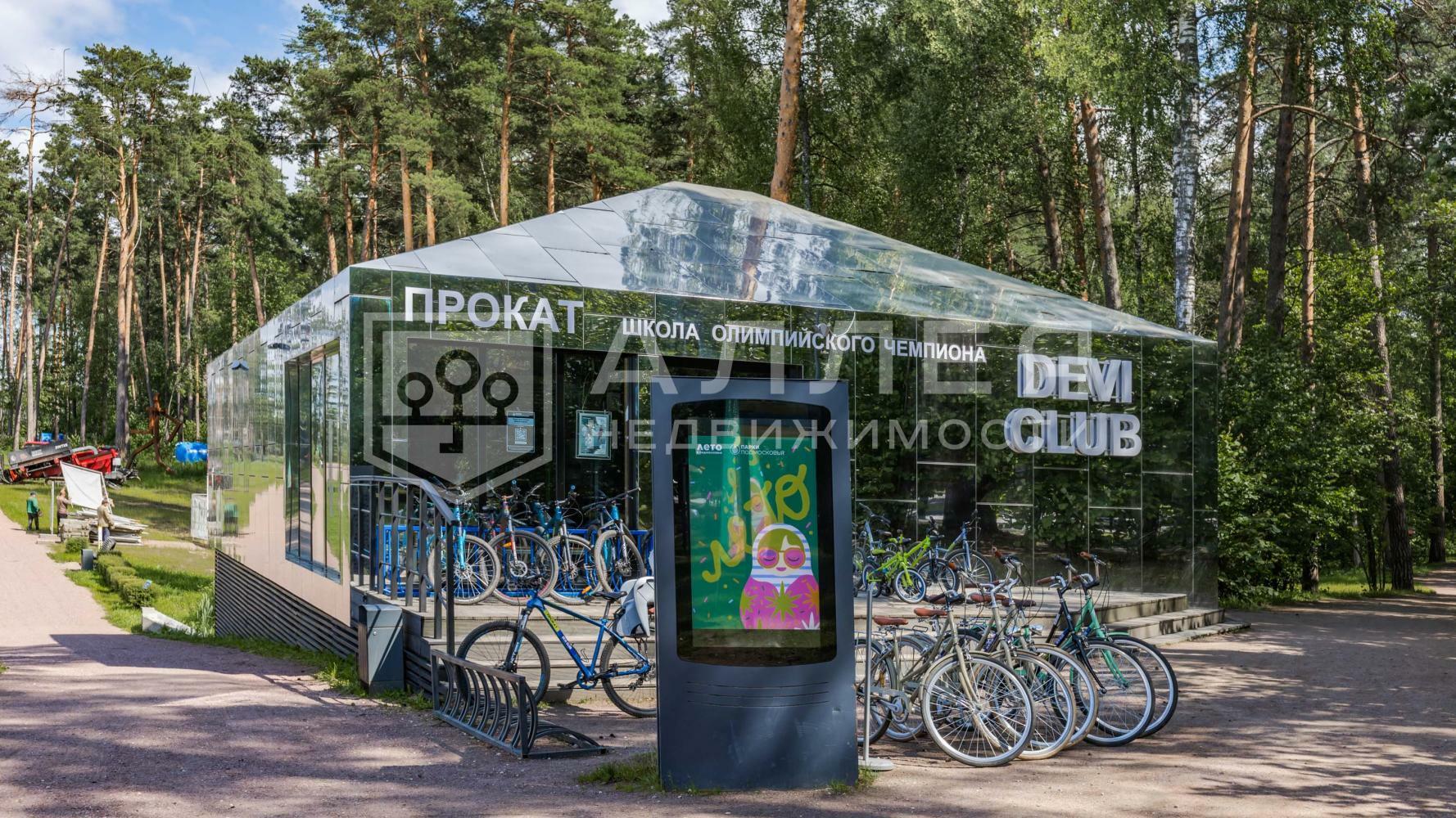 2-этажный коттедж 560 м² с отделкой