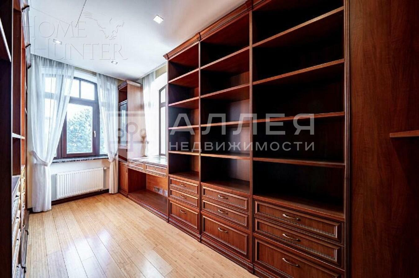 3-этажный коттедж 860 м² с отделкой