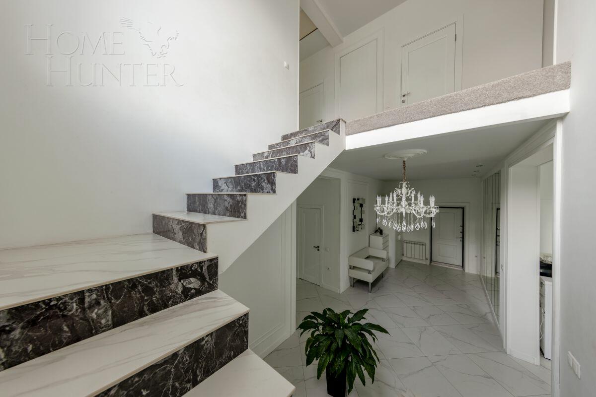 2-этажный коттедж 240 м² с отделкой