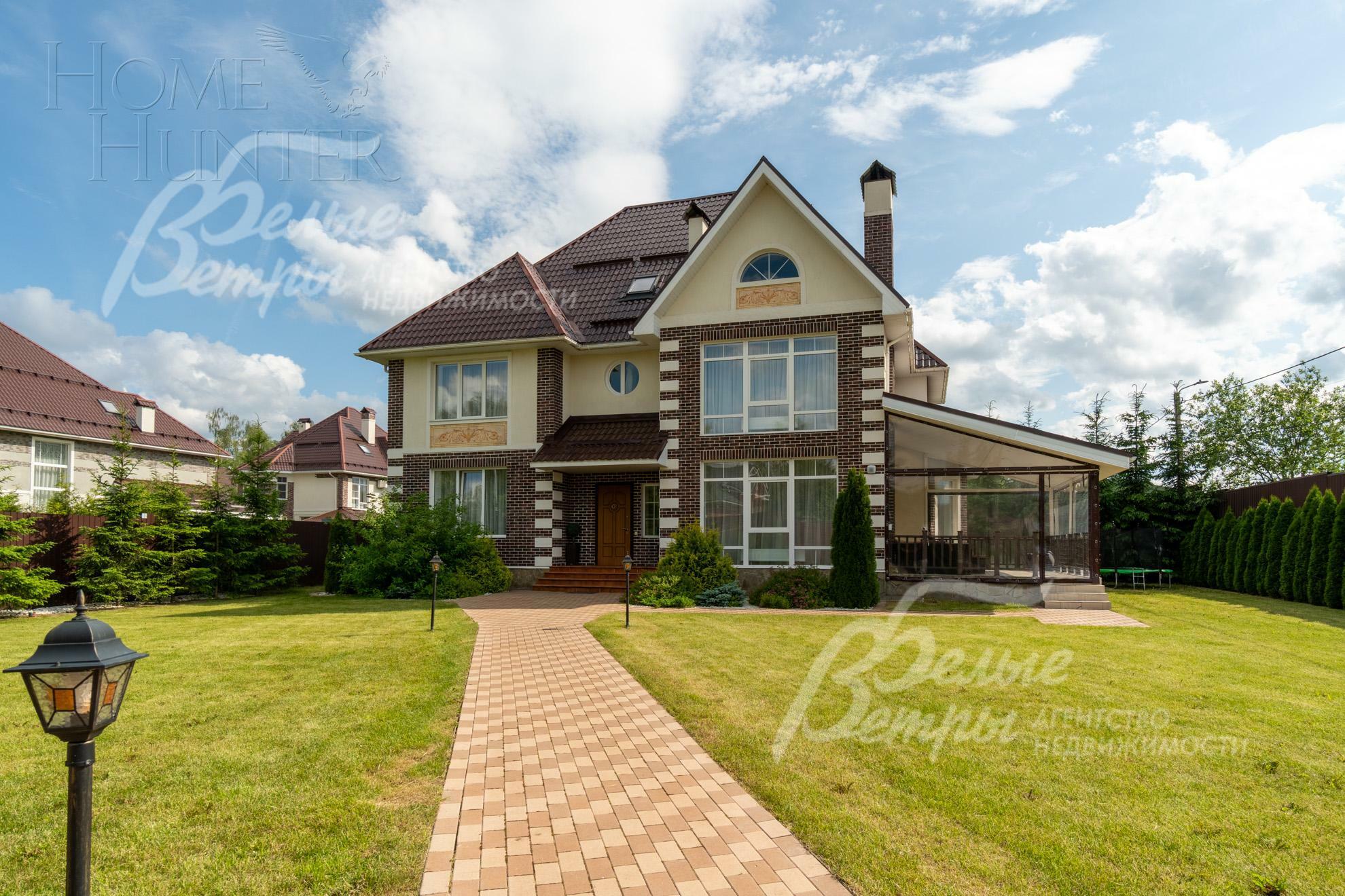 2-этажный коттедж 350 м² с отделкой