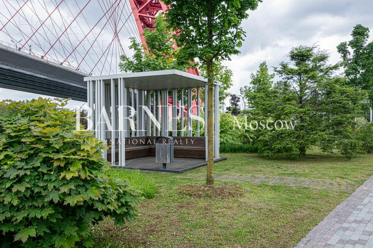 4-УРОВНЕВЫЙ ОСОБНЯК БЕЗ ОТДЕЛКИ 840 М² НА 1 ЭТАЖЕ