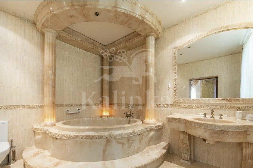 2-этажный коттедж 750 м² с отделкой