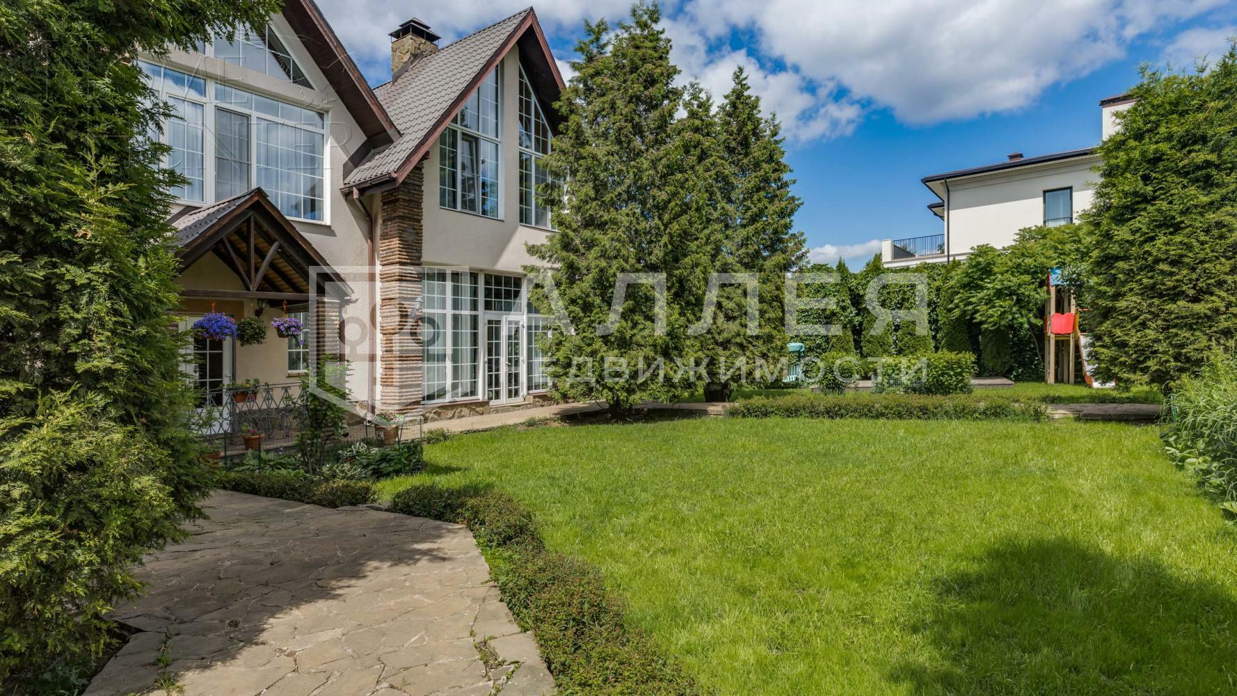 2-этажный коттедж 560 м² с отделкой