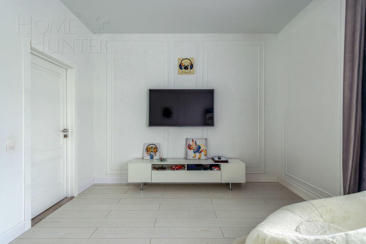 2-этажный коттедж 240 м² с отделкой