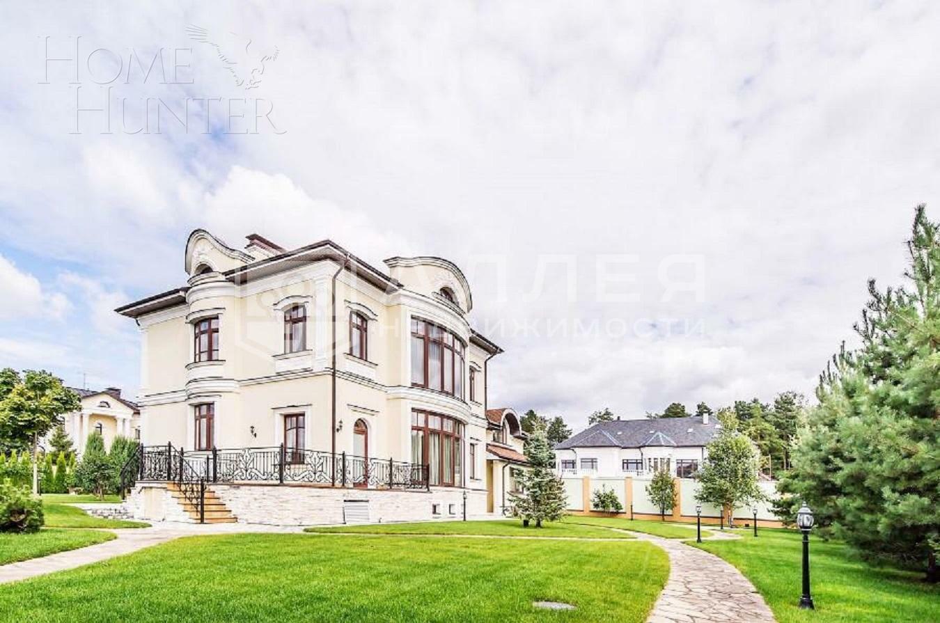 3-этажный коттедж 860 м² с отделкой