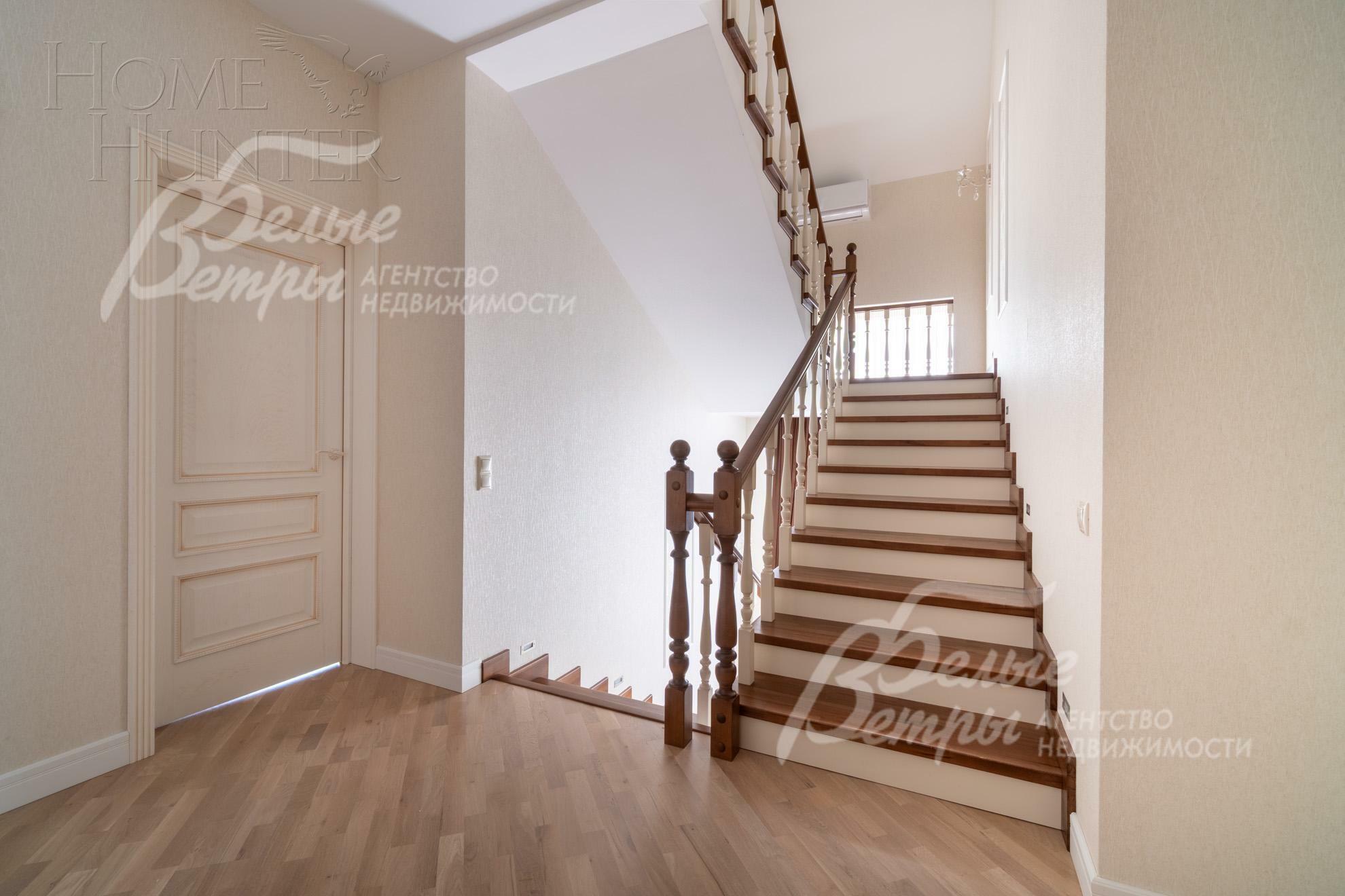 2-этажный коттедж 350 м² с отделкой