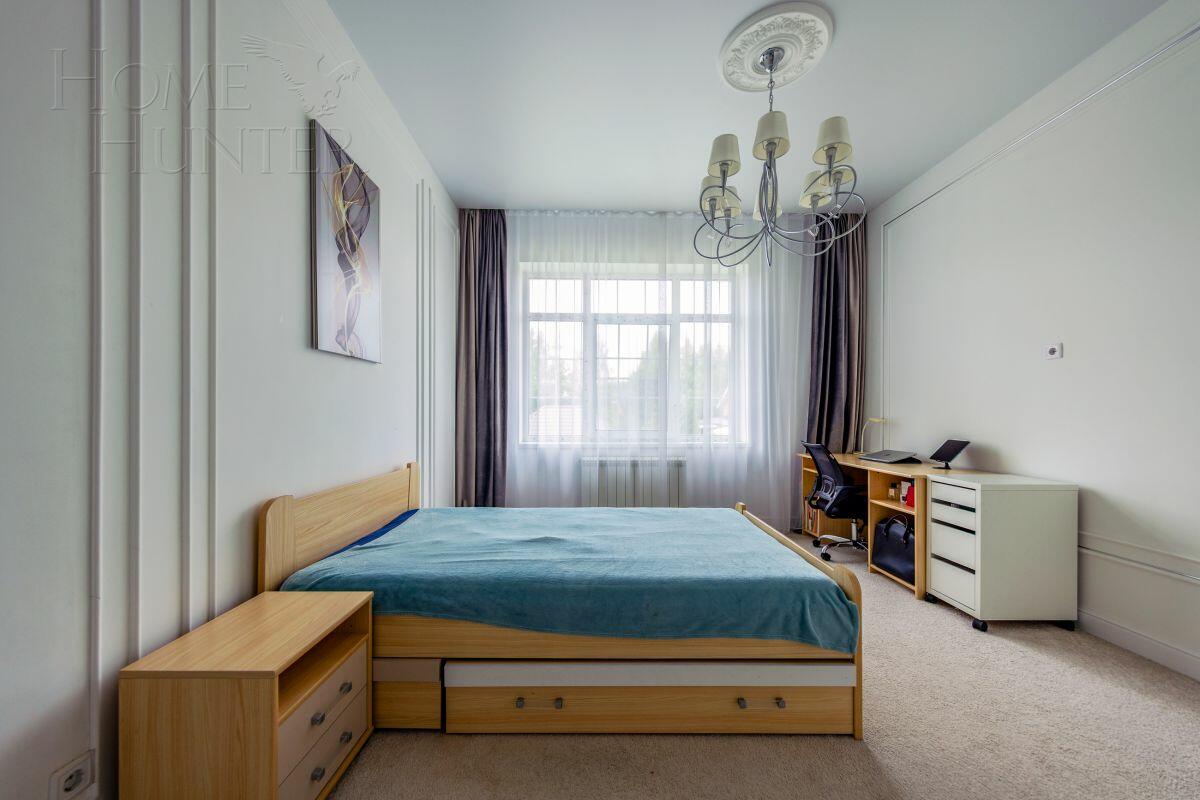 2-этажный коттедж 240 м² с отделкой