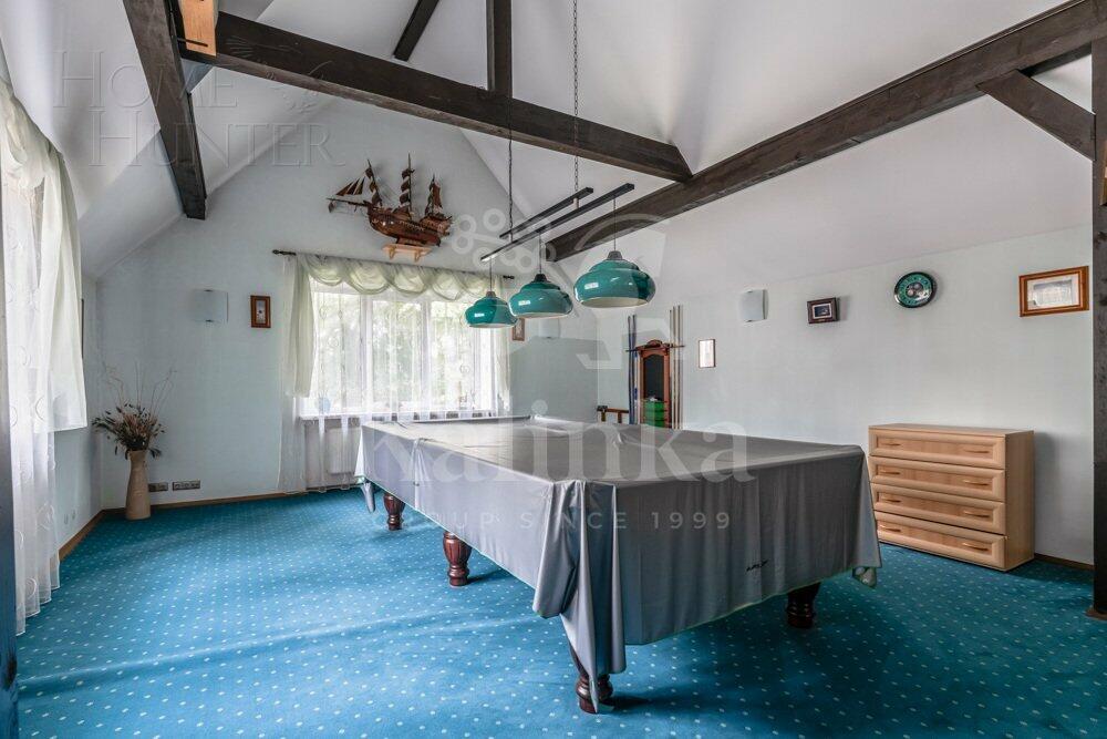 3-этажный коттедж 1 233 м² с отделкой