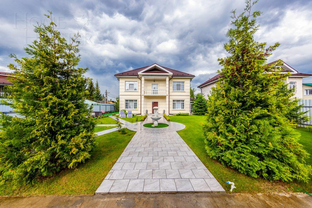 2-этажный коттедж 240 м² с отделкой