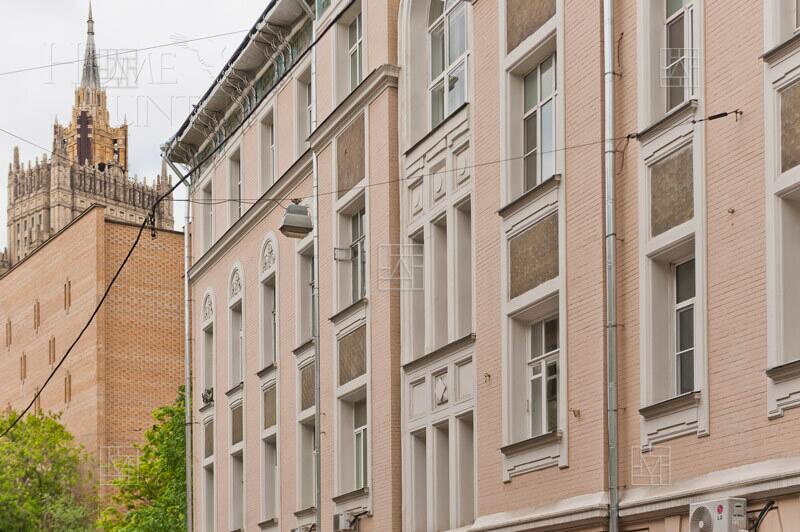 3-КОМН. КВАРТИРА С ОТДЕЛКОЙ 110 М² НА 4 ЭТАЖЕ