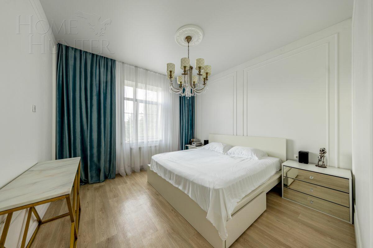 2-этажный коттедж 240 м² с отделкой