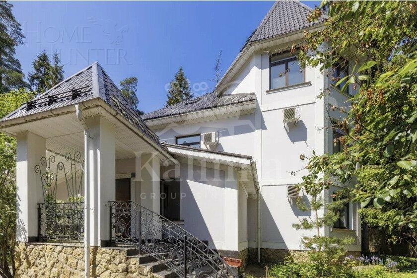 2-этажный коттедж 750 м² с отделкой