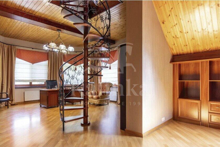 2-этажный коттедж 750 м² с отделкой