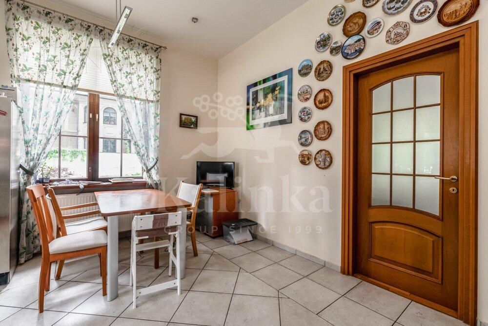 3-этажный коттедж 1 233 м² с отделкой