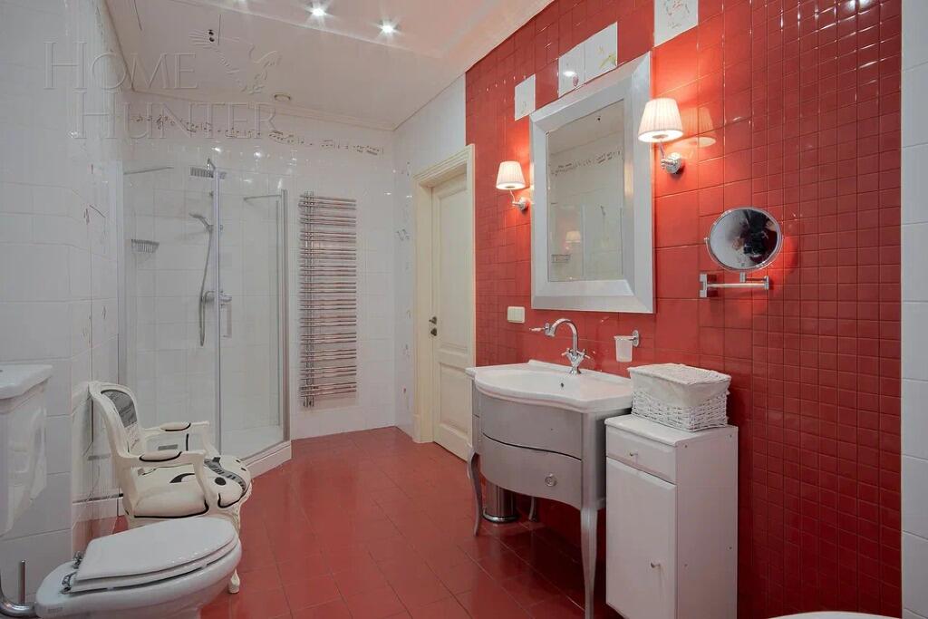 2-этажный коттедж 540 м² с отделкой