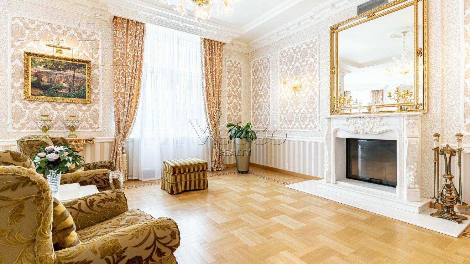 3-этажный коттедж 580 м² с отделкой