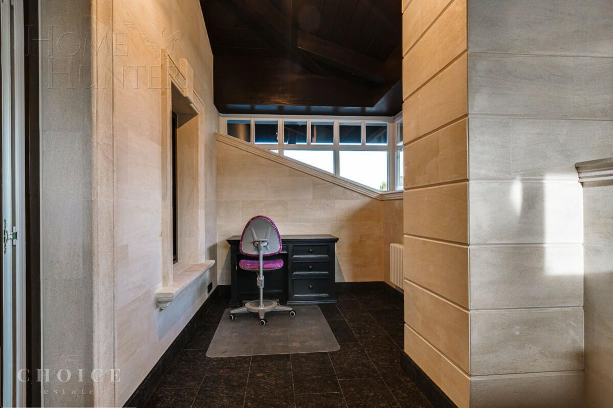 2-этажный коттедж 900 м² с отделкой