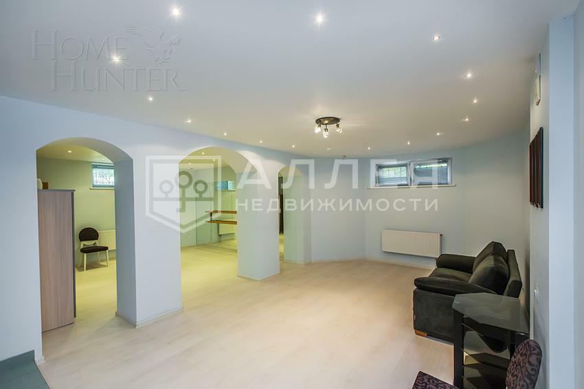 2-этажный коттедж 450 м² с отделкой