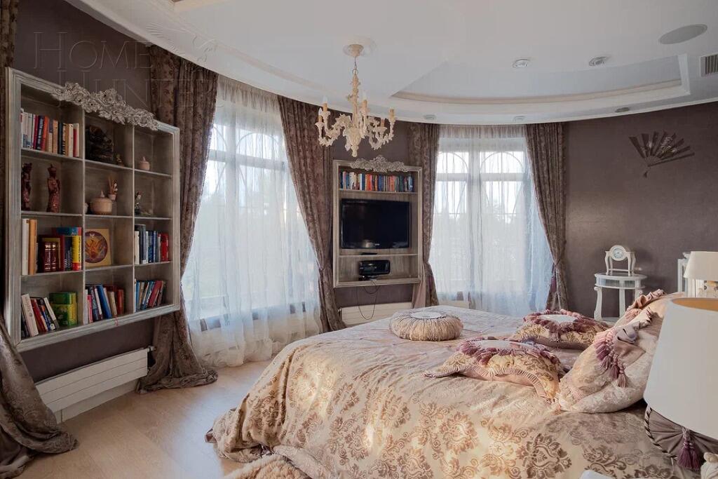 2-этажный коттедж 540 м² с отделкой