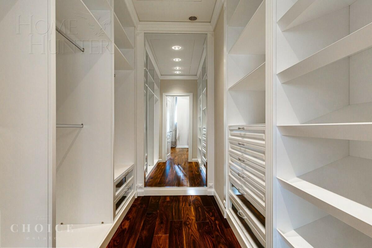 2-этажный коттедж 900 м² с отделкой