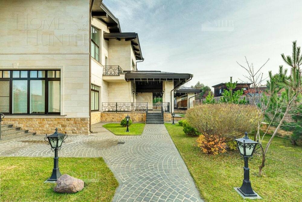 2-этажный коттедж 900 м² с отделкой