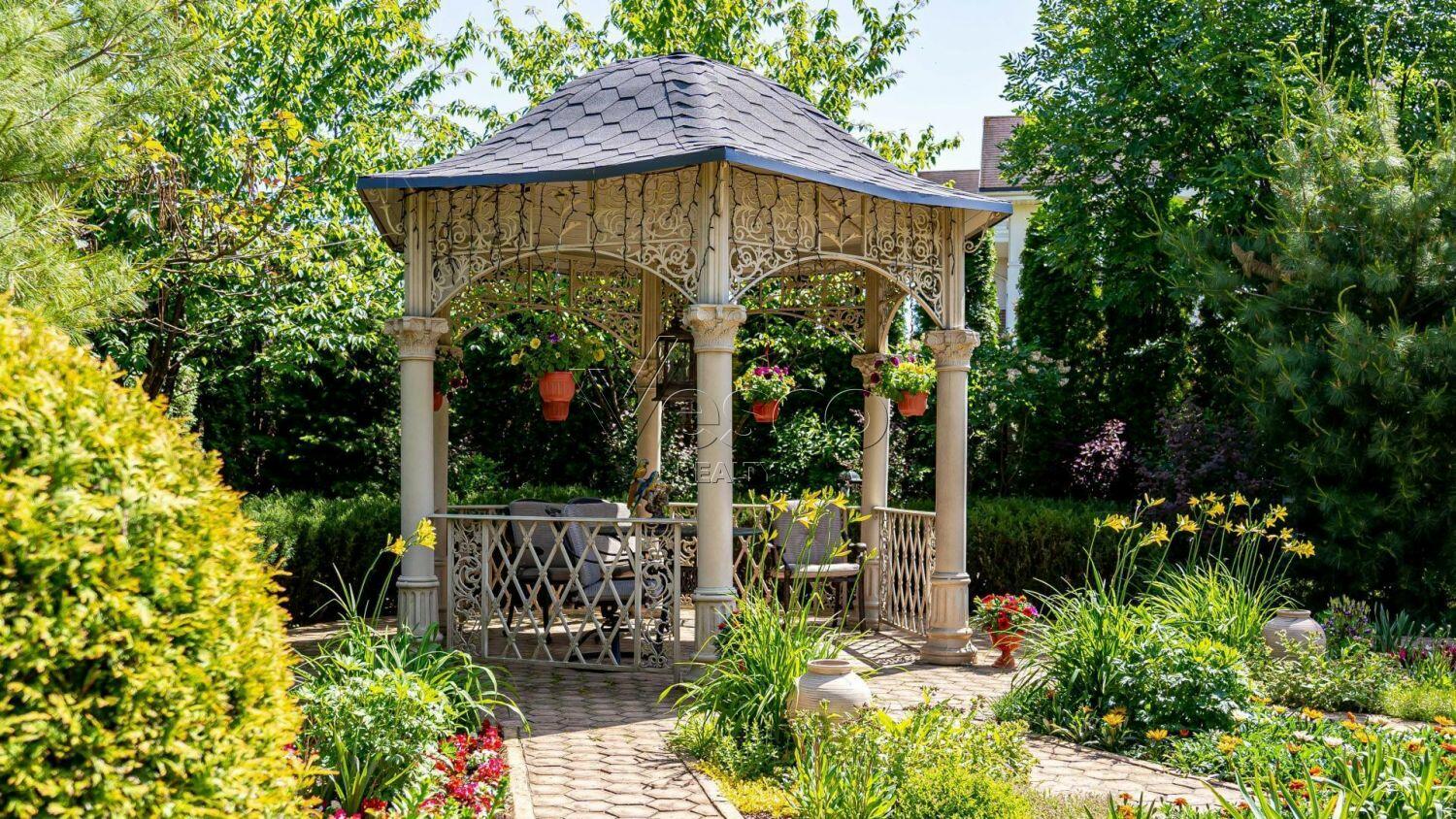 3-этажный коттедж 580 м² с отделкой