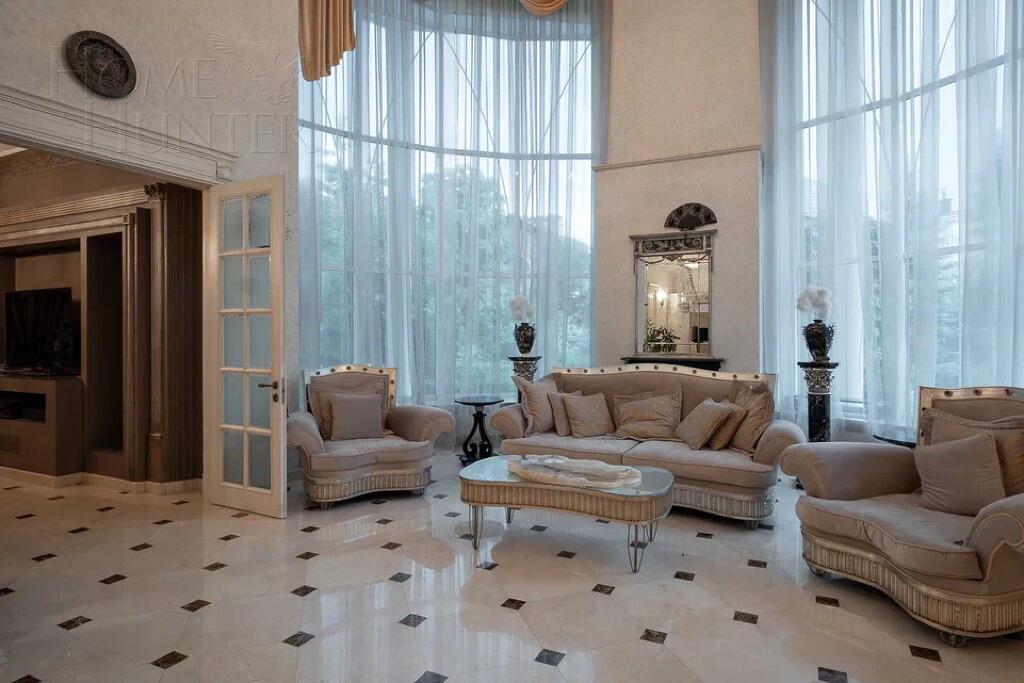 2-этажный коттедж 540 м² с отделкой
