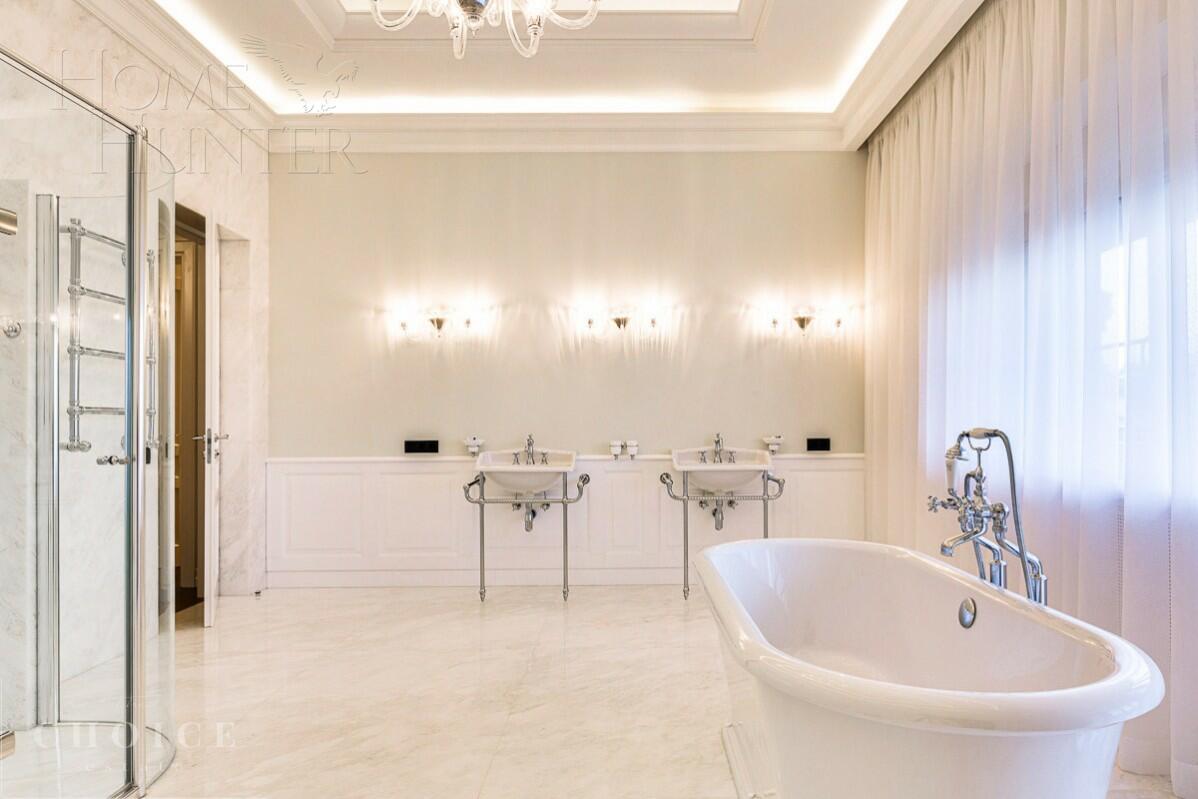 2-этажный коттедж 900 м² с отделкой