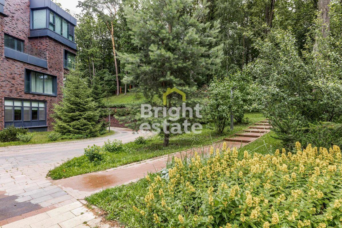 3-КОМН. КВАРТИРА С ОТДЕЛКОЙ 112.1 М² НА 1 ЭТАЖЕ