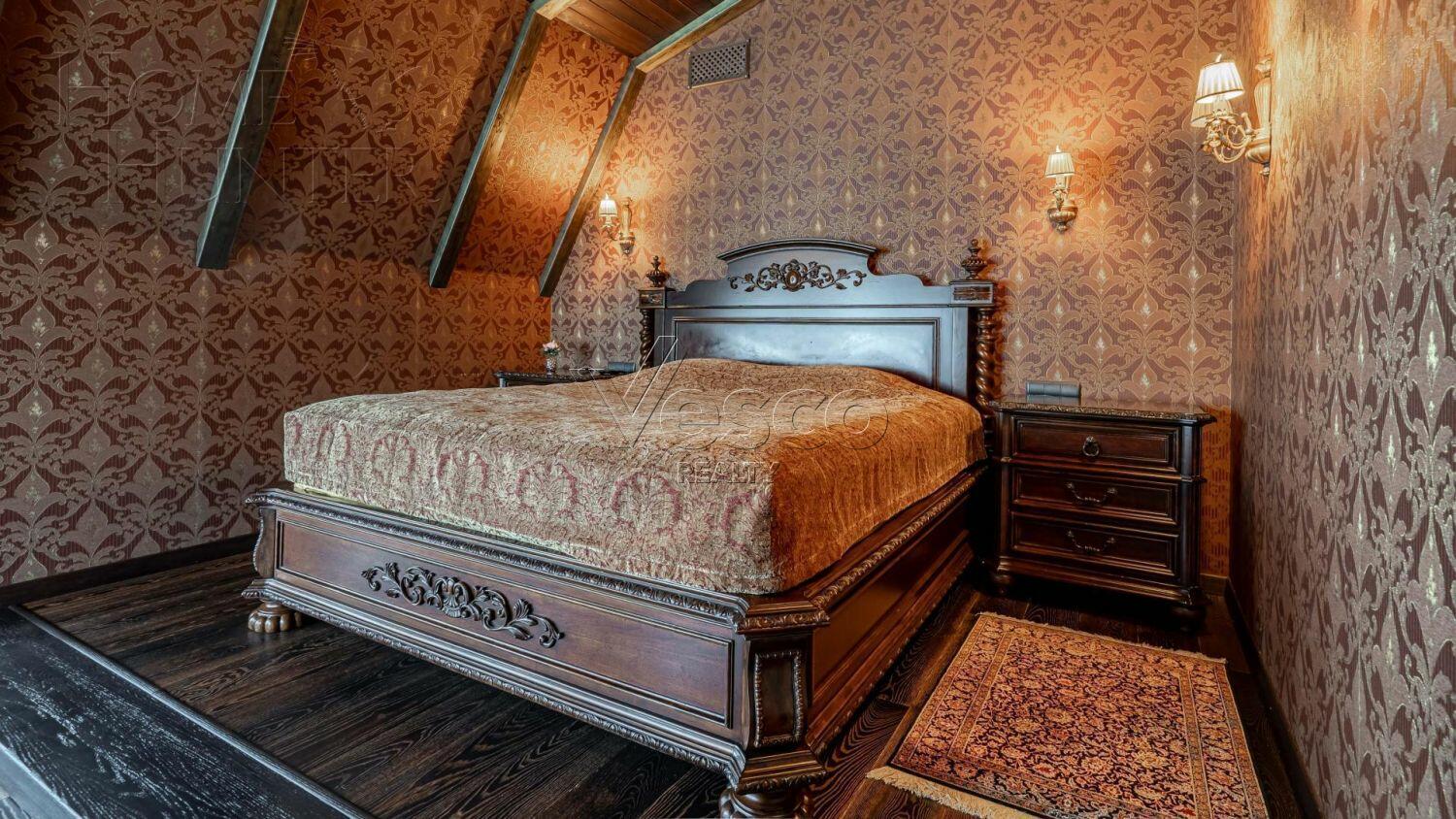 3-этажный коттедж 580 м² с отделкой