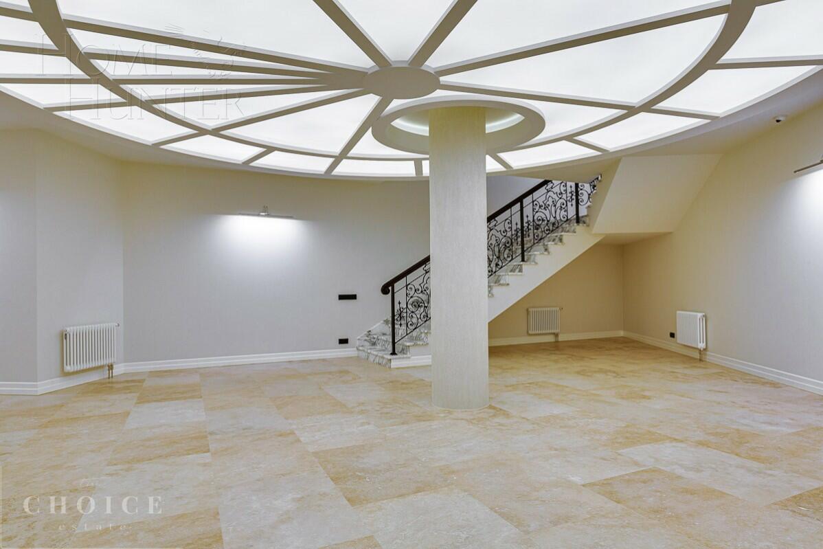 2-этажный коттедж 900 м² с отделкой