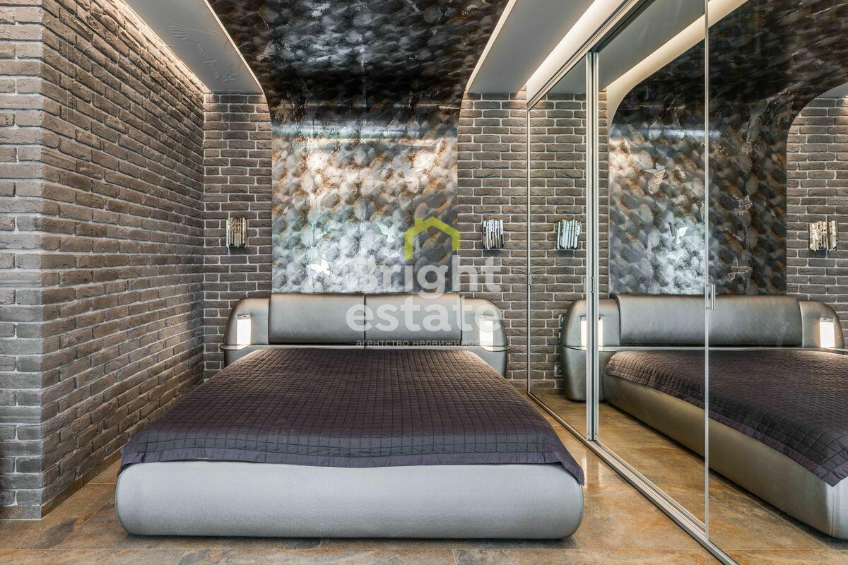 3-КОМН. КВАРТИРА С ОТДЕЛКОЙ 112.1 М² НА 1 ЭТАЖЕ