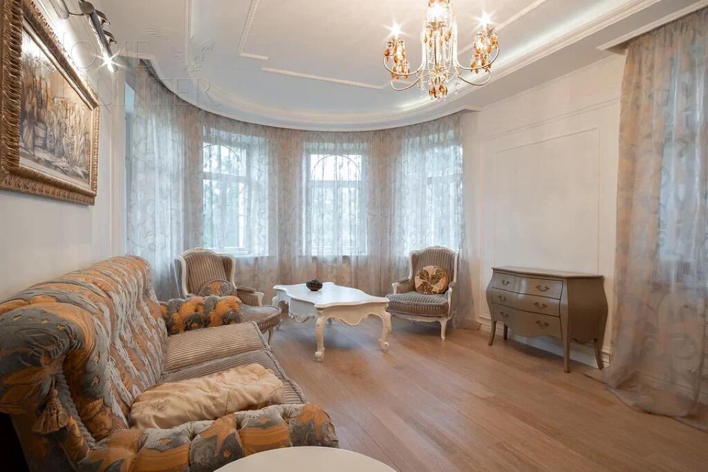 2-этажный коттедж 540 м² с отделкой
