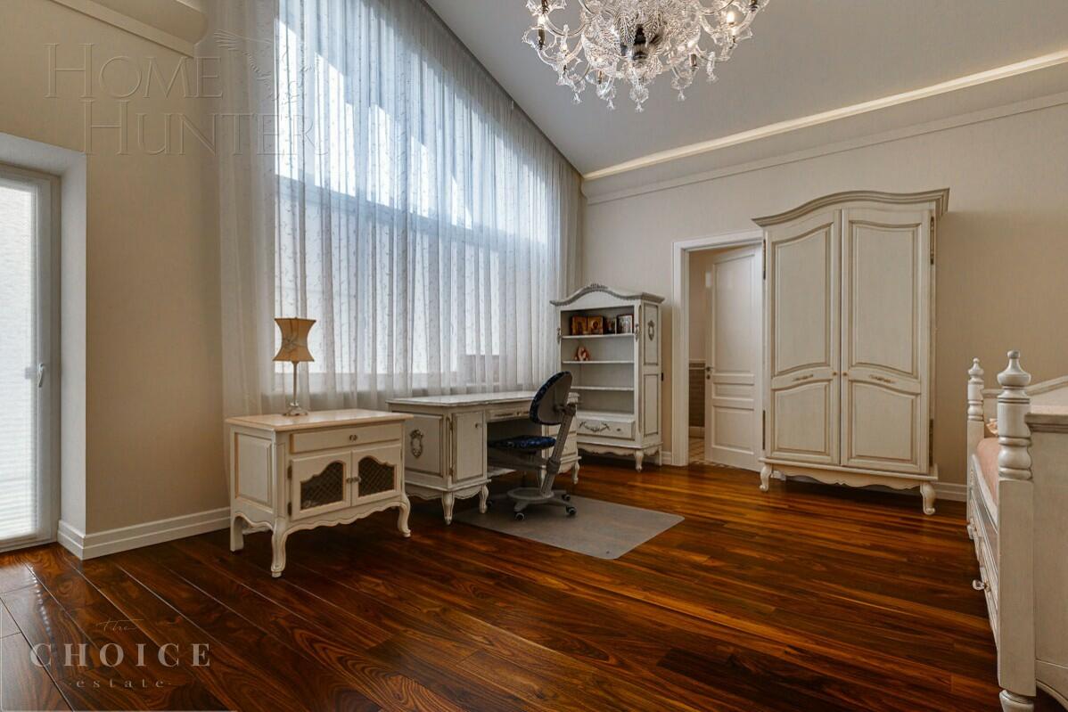 2-этажный коттедж 900 м² с отделкой