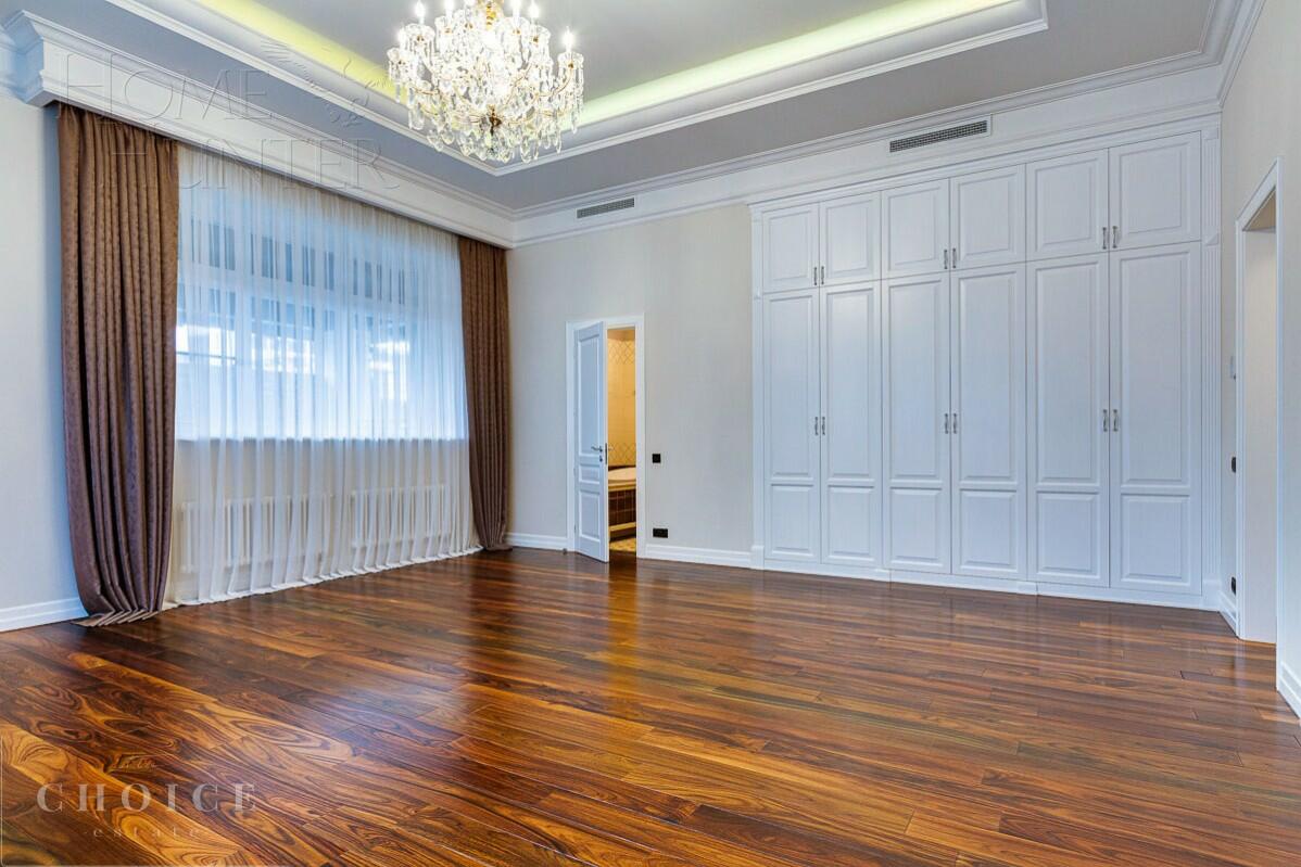 2-этажный коттедж 900 м² с отделкой