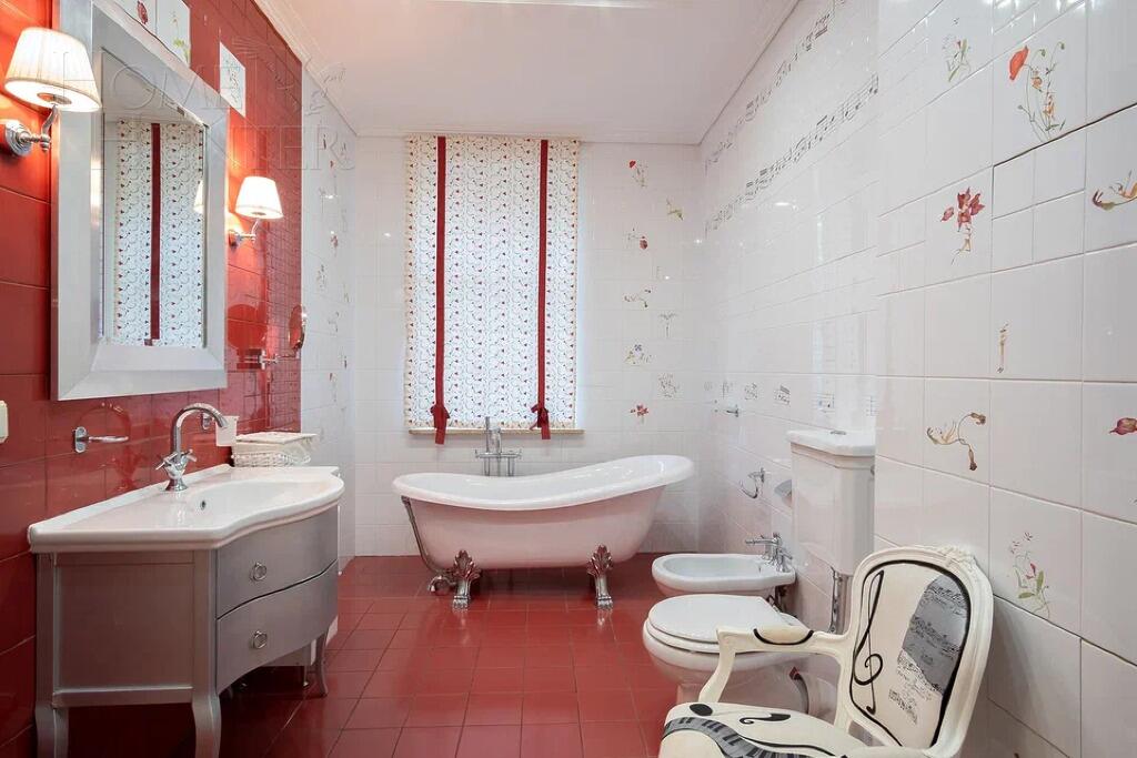 2-этажный коттедж 540 м² с отделкой