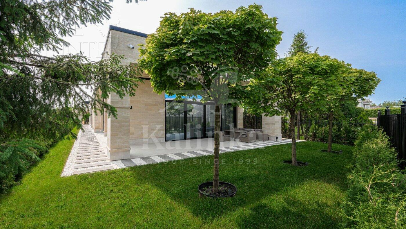 1-этажный коттедж 400 м² с отделкой