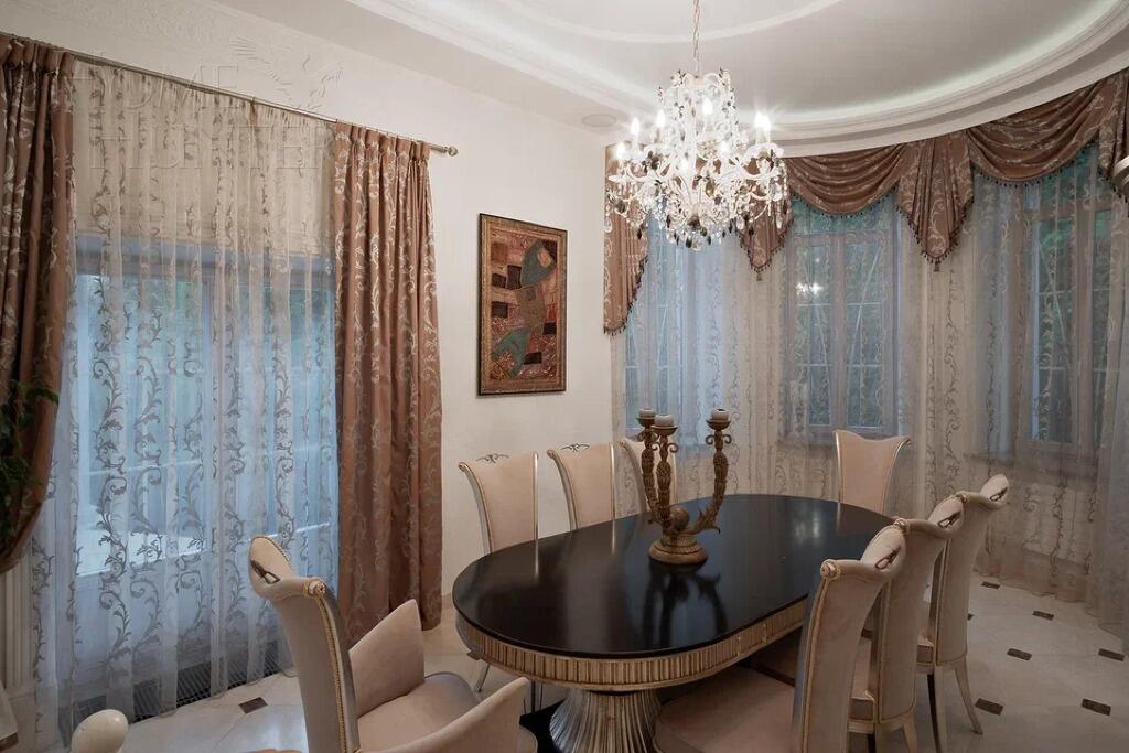 2-этажный коттедж 540 м² с отделкой